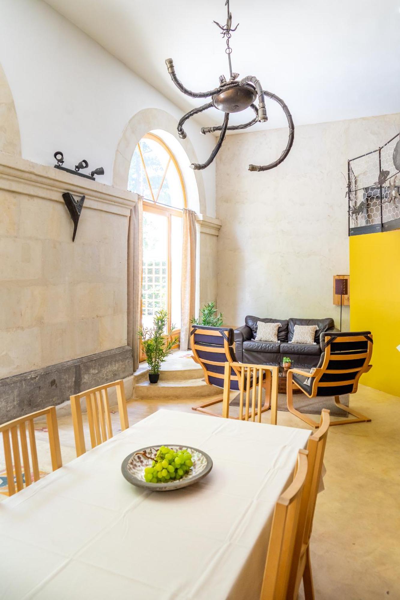Ultimate Relaxation For Family Or Group At Renowned Couvent Des Ursulines, A Tranquil Escape In Historic Pezenas Villa Room photo