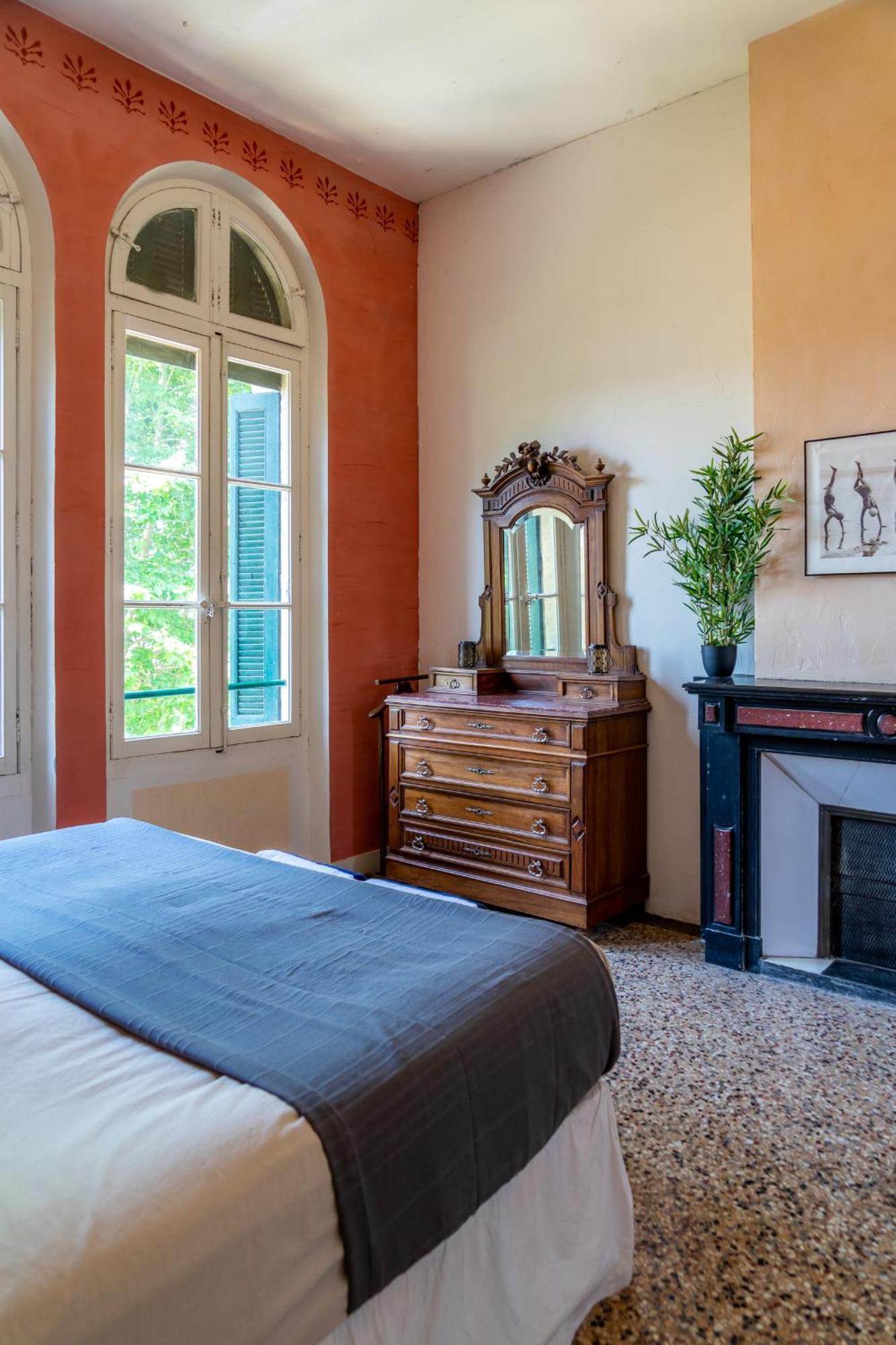 Ultimate Relaxation For Family Or Group At Renowned Couvent Des Ursulines, A Tranquil Escape In Historic Pezenas Villa Room photo