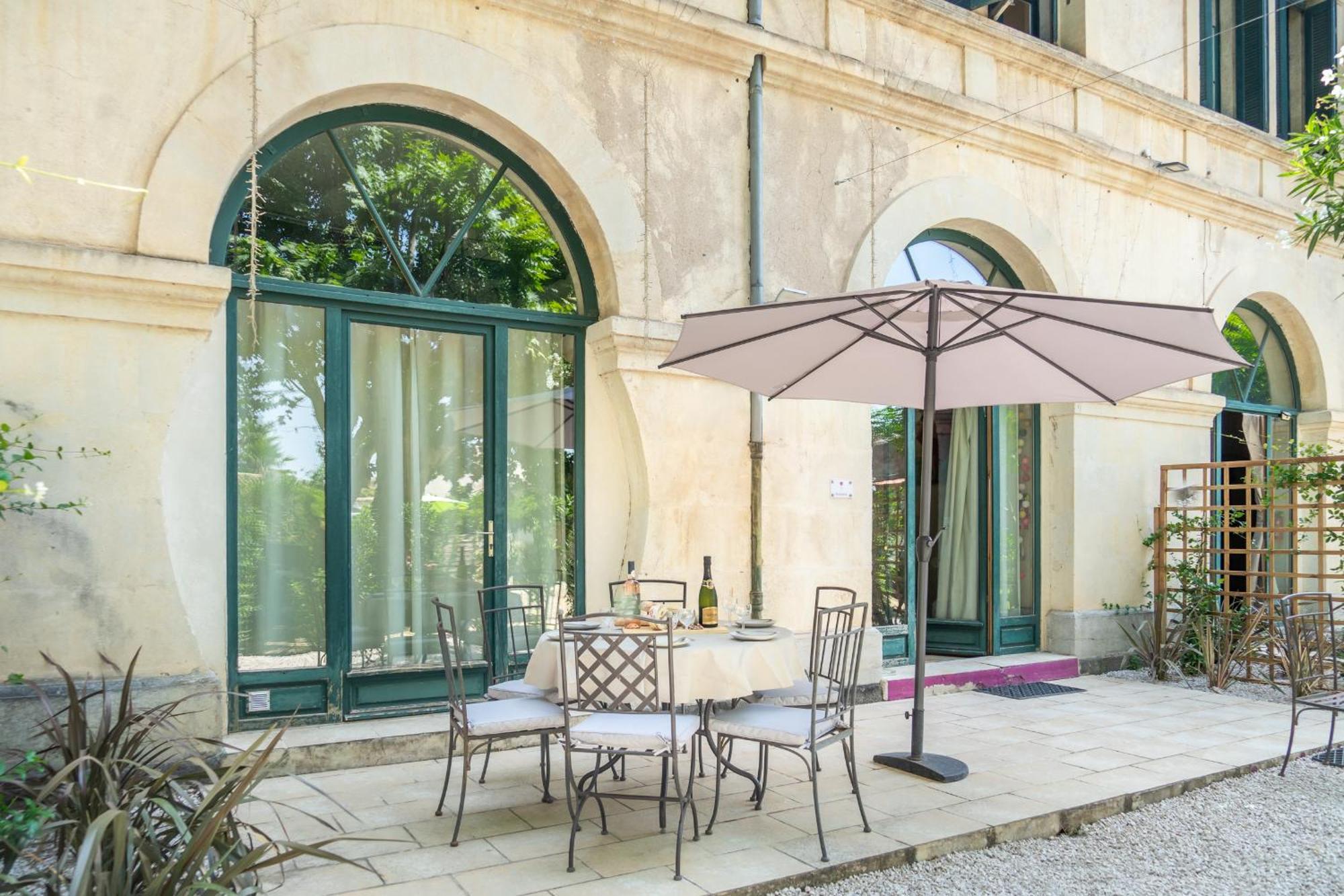 Ultimate Relaxation For Family Or Group At Renowned Couvent Des Ursulines, A Tranquil Escape In Historic Pezenas Villa Room photo