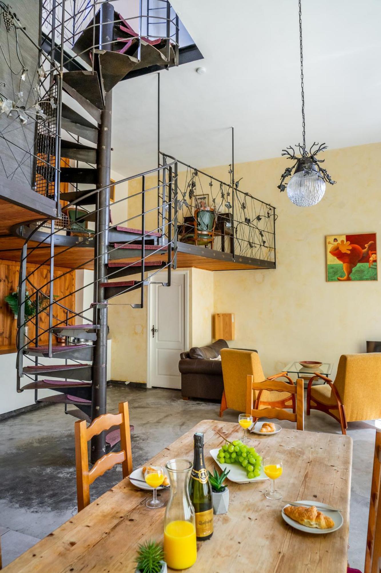 Ultimate Relaxation For Family Or Group At Renowned Couvent Des Ursulines, A Tranquil Escape In Historic Pezenas Villa Room photo